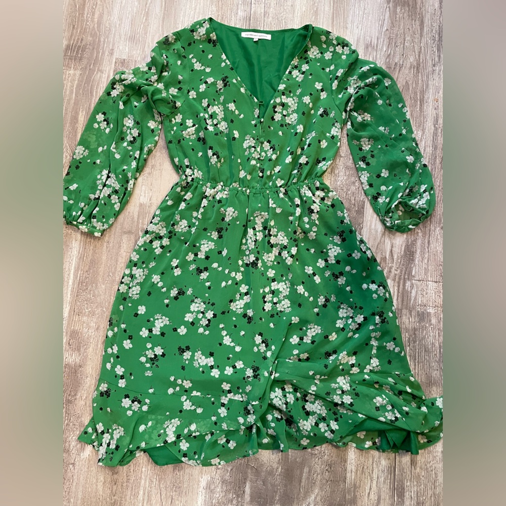 Cupcakes and cashmere green floral dress with sleeves